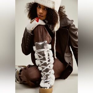 Free People Wilder Mukluk Shearling Boot Size 8 NIB